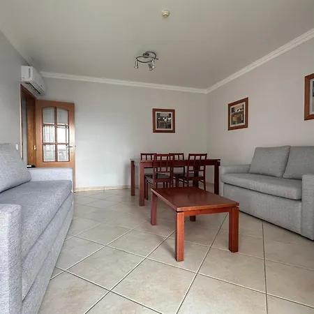 Oceanview Bliss In Retreat Over Oldtown Lejlighed Albufeira
