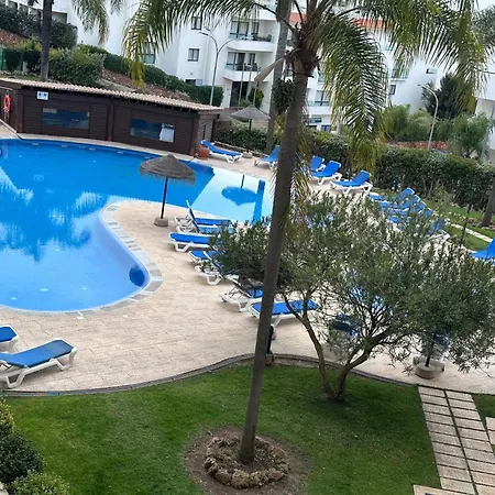 Oceanview Bliss In Retreat Over Oldtown Apartman