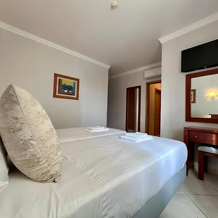 Oceanview Bliss In Retreat Over Oldtown * Albufeira